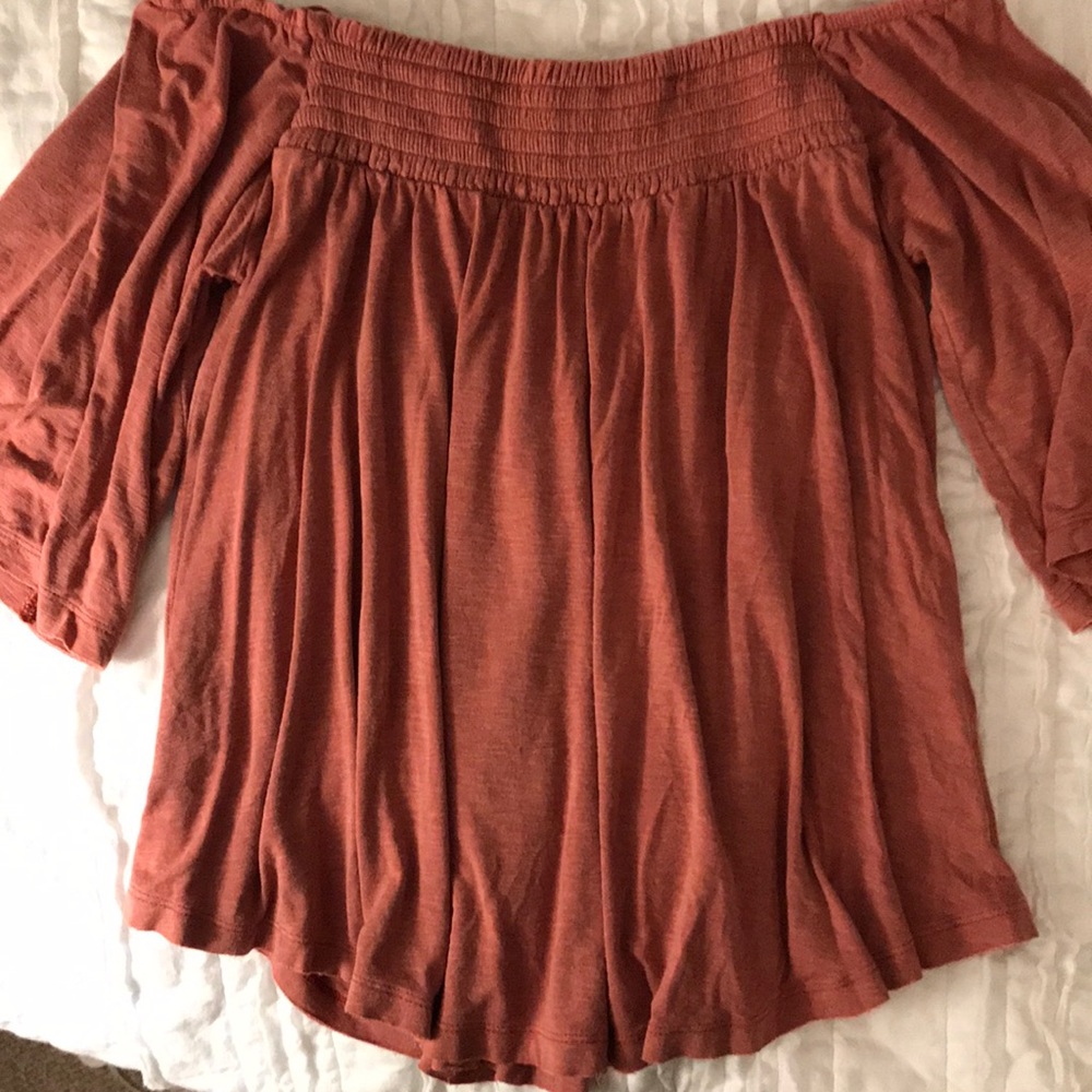 American Eagle Rust/Pink Off the Shoulder Tank